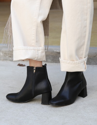 keats ankle boots