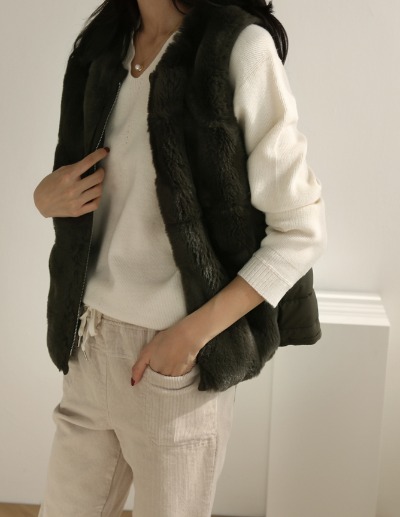 quilting eco fur vest