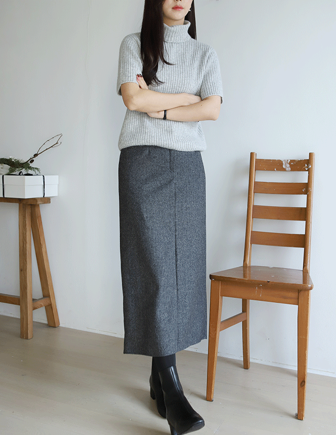 there wool herringbon skirt